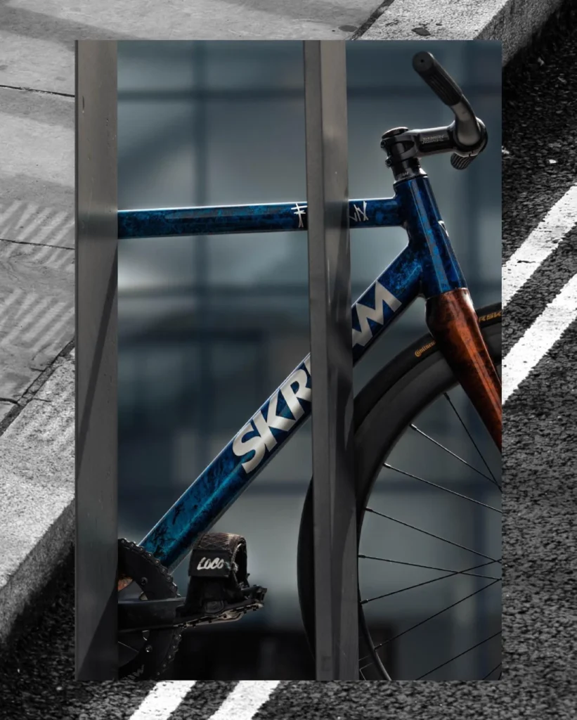 Blue Skream tubing and orange fork in a graphic detail study